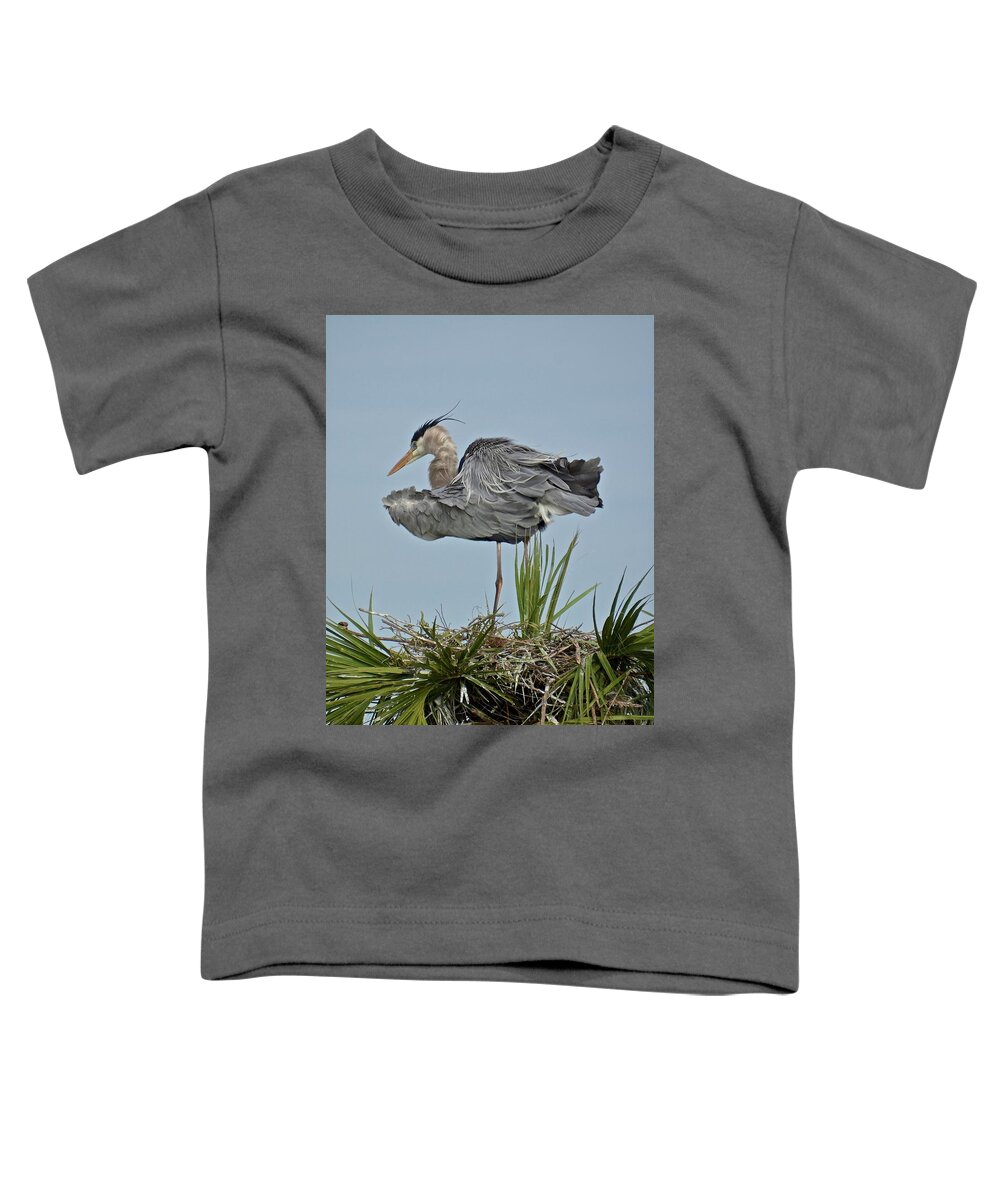 Nest Toddler T-Shirt featuring the photograph All Shook Up by Carol Bradley