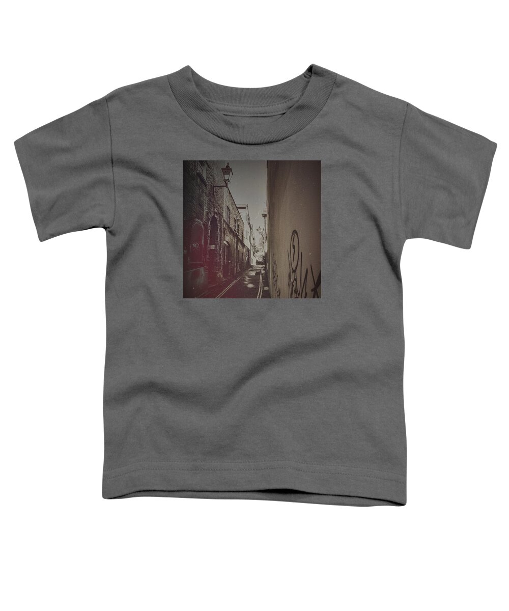 Exeter Toddler T-Shirt featuring the photograph Alleyway Exe by Trystan Oldfield