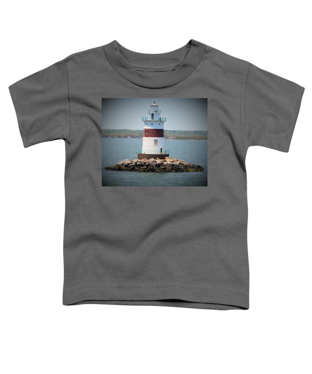 Lighthouses Toddler T-Shirt featuring the photograph Lights out by Charles HALL