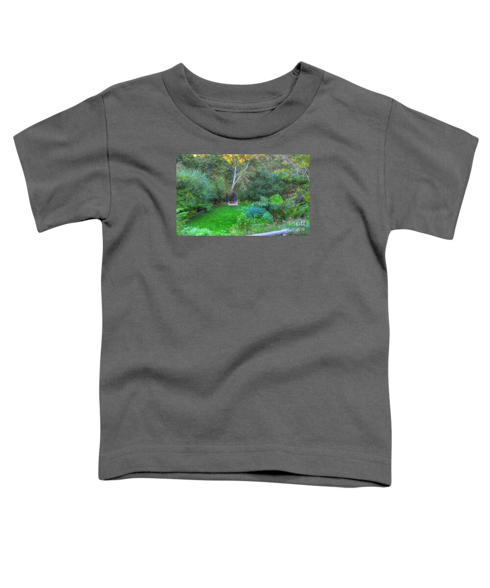 Green Landscaping Toddler T-Shirt featuring the photograph Arch Scene in the Green by Mathias 