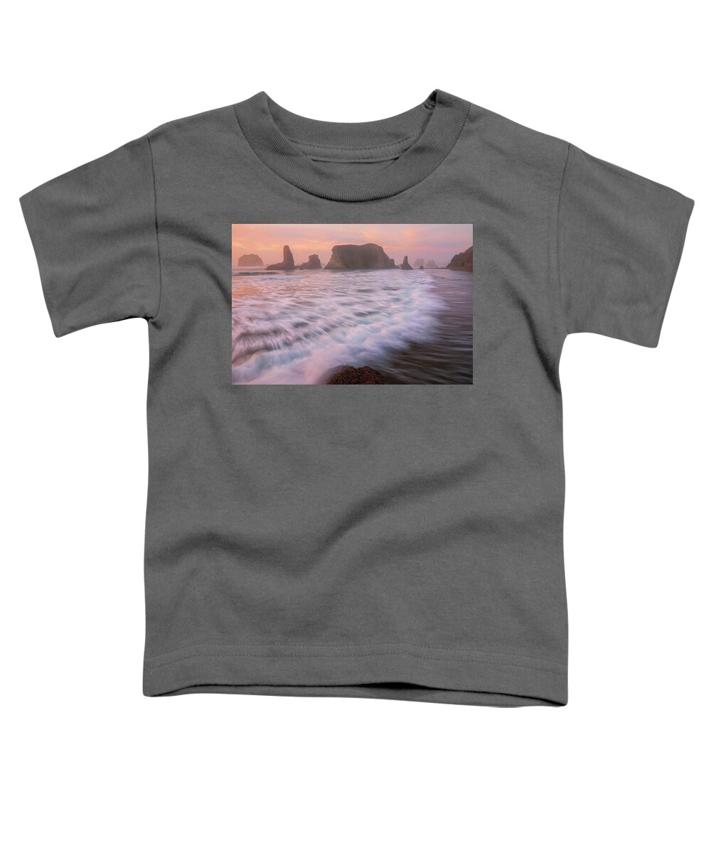 Oregon Toddler T-Shirt featuring the photograph Bandon's Sunset Rush by Darren White