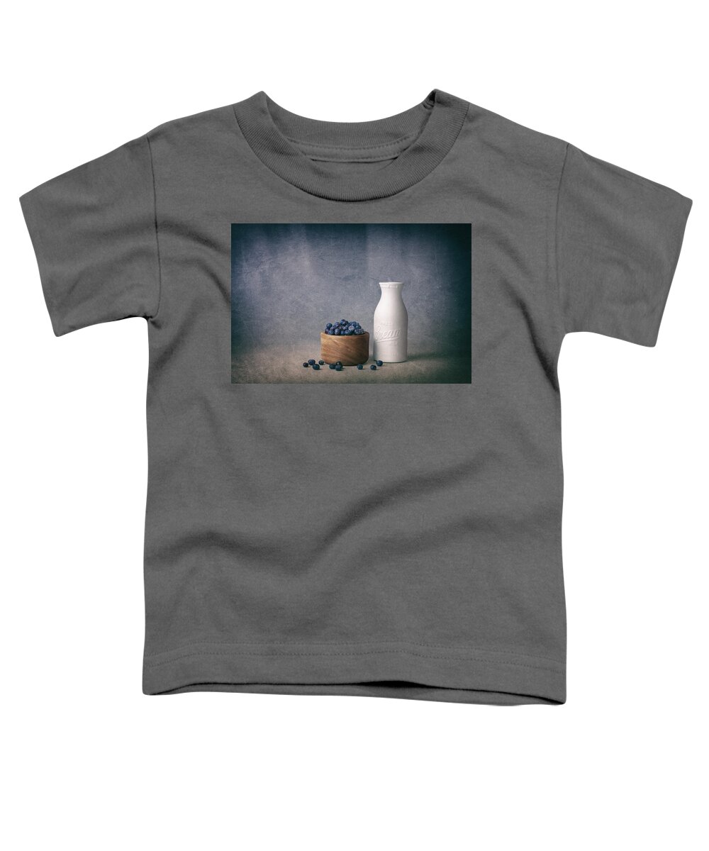 Abundance Toddler T-Shirt featuring the photograph Blueberries and Cream by Tom Mc Nemar