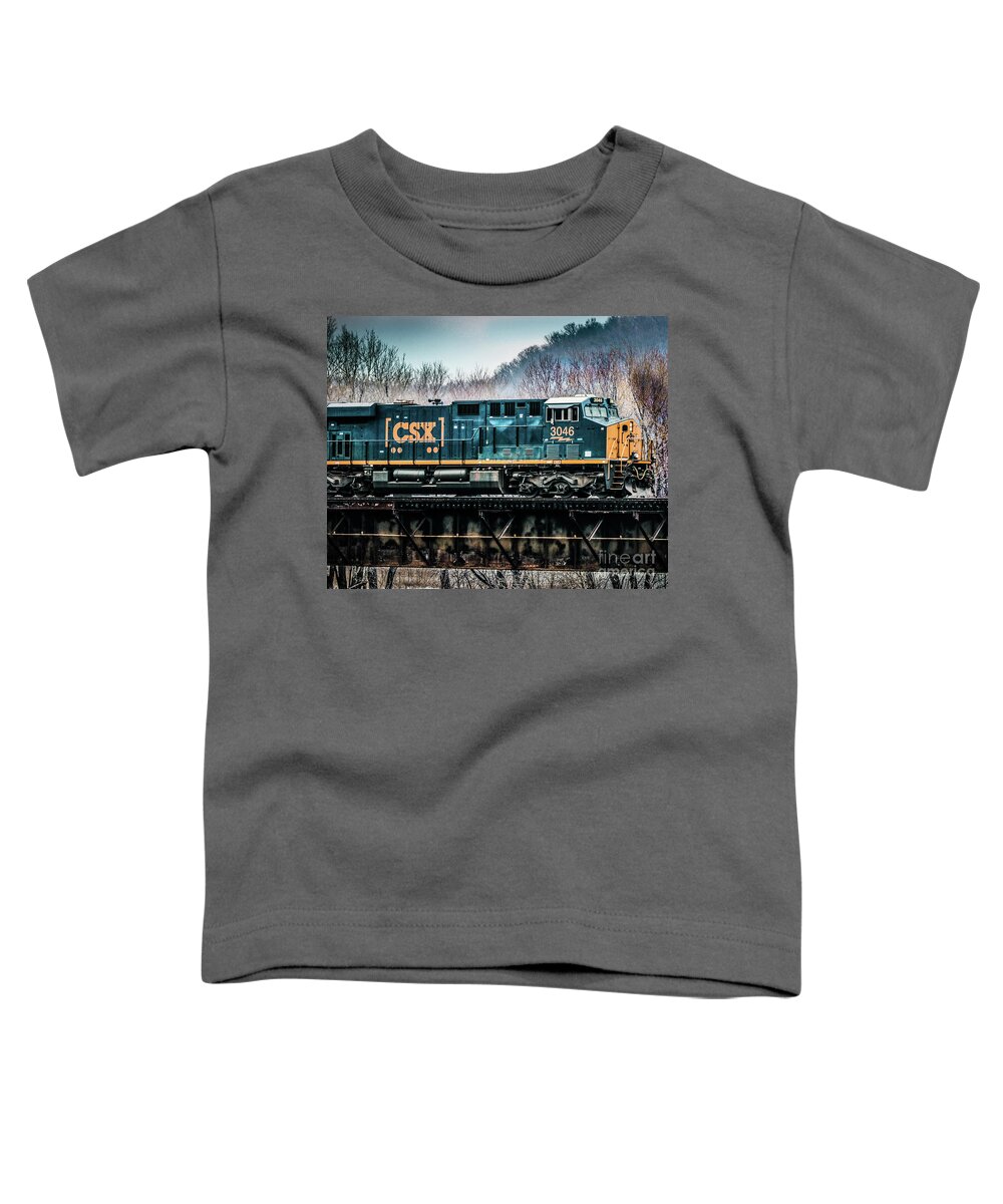 Csx Toddler T-Shirt featuring the photograph CSX GE Engine 3046 on Trestle by Thomas Marchessault