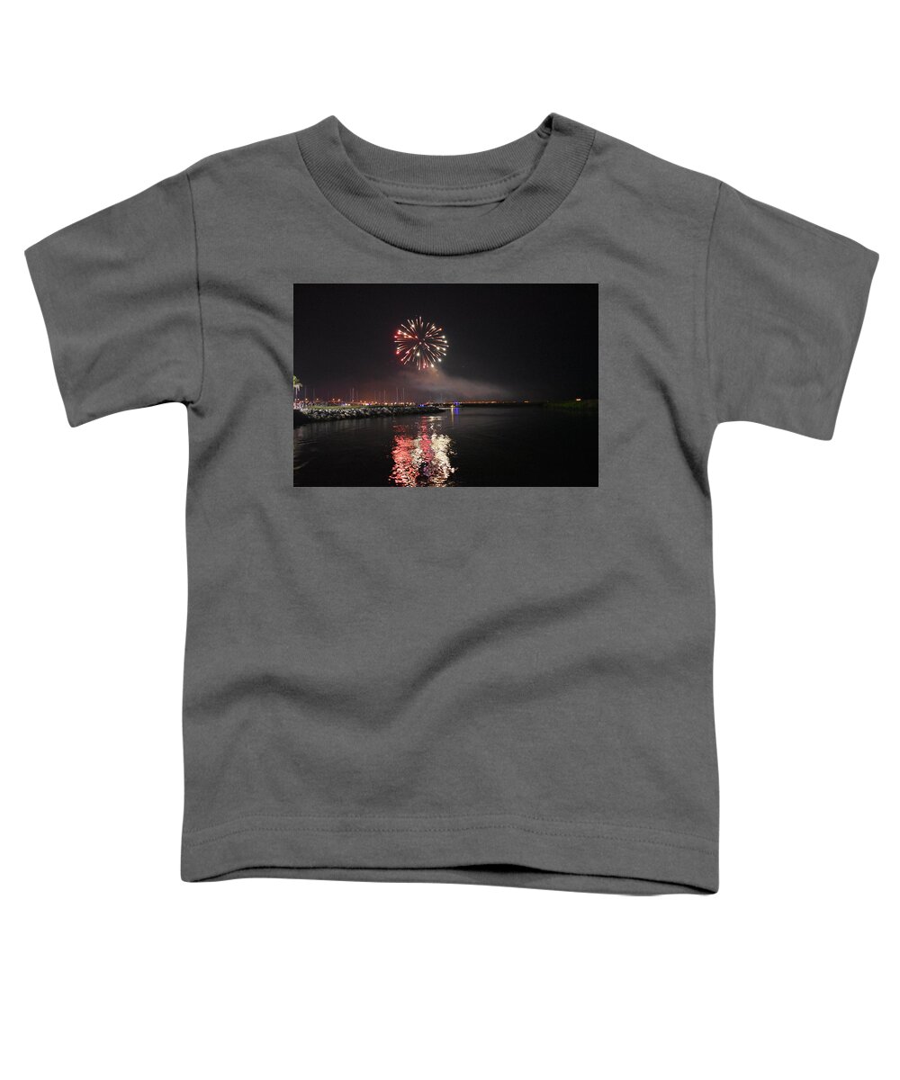 Fireworks Toddler T-Shirt featuring the photograph Fireworks Over Water 2 by Vicki Lewis