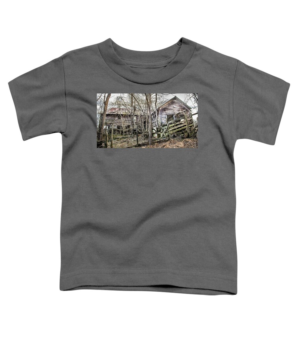 Barn Toddler T-Shirt featuring the photograph Forgotten Barn by Cynthia Wolfe