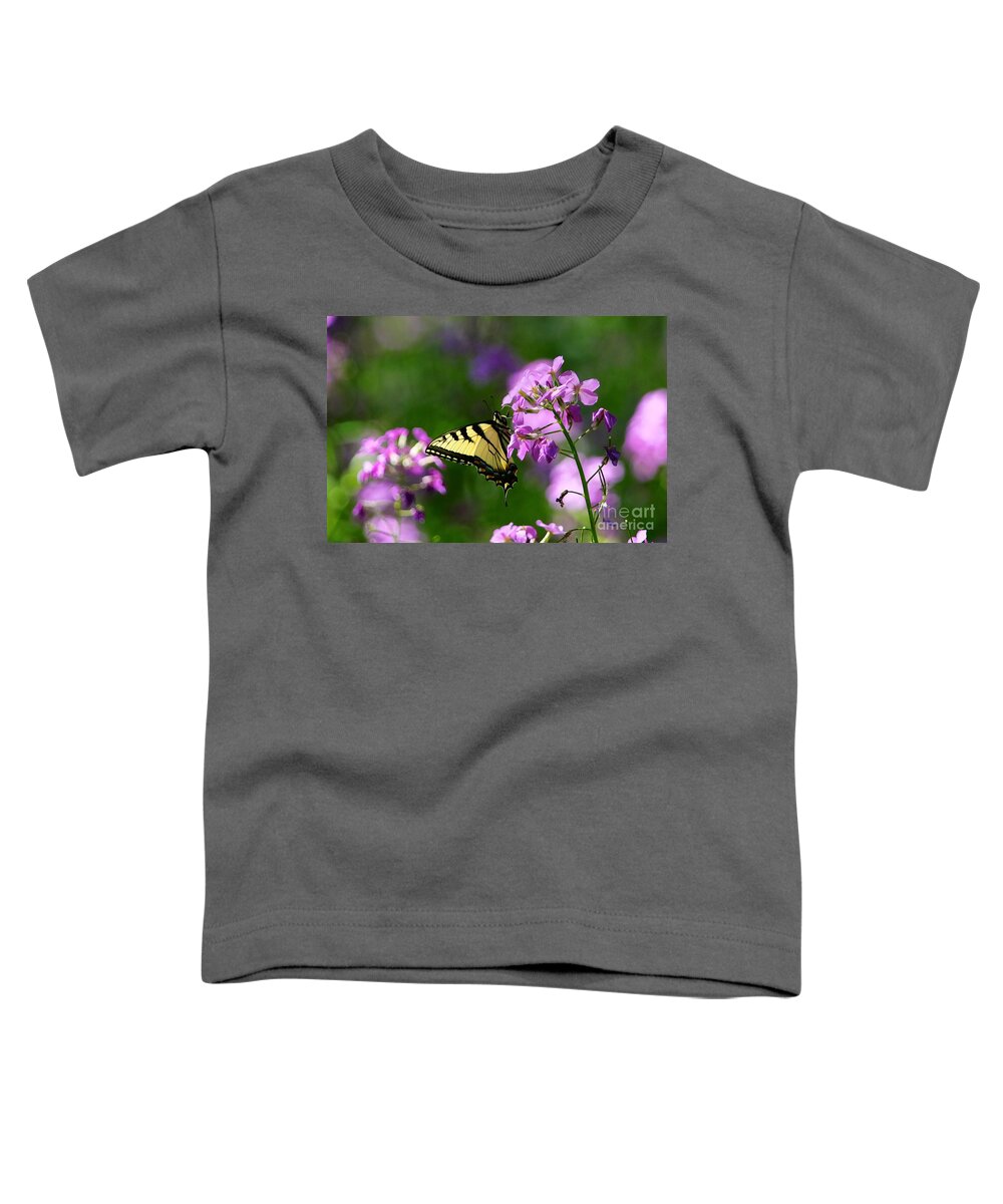 Animal Toddler T-Shirt featuring the photograph Glamour by Robert Pearson