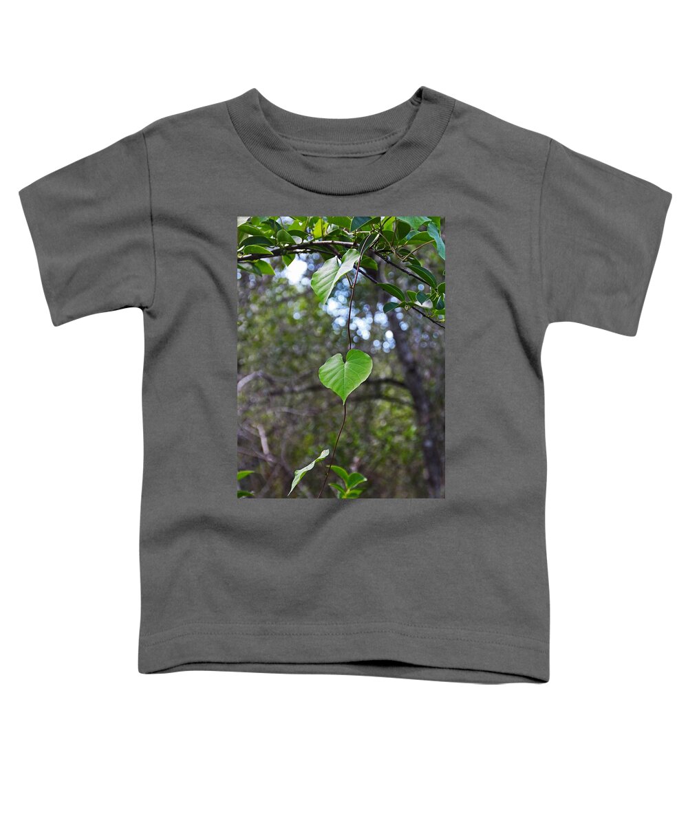 Leaves Toddler T-Shirt featuring the photograph Green Heart by Michiale Schneider