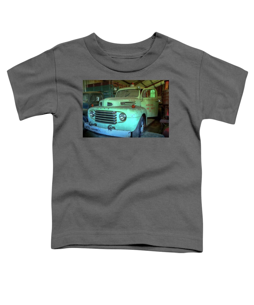 Truck Toddler T-Shirt featuring the photograph Hopewell Fire Truck by Jerry Gammon