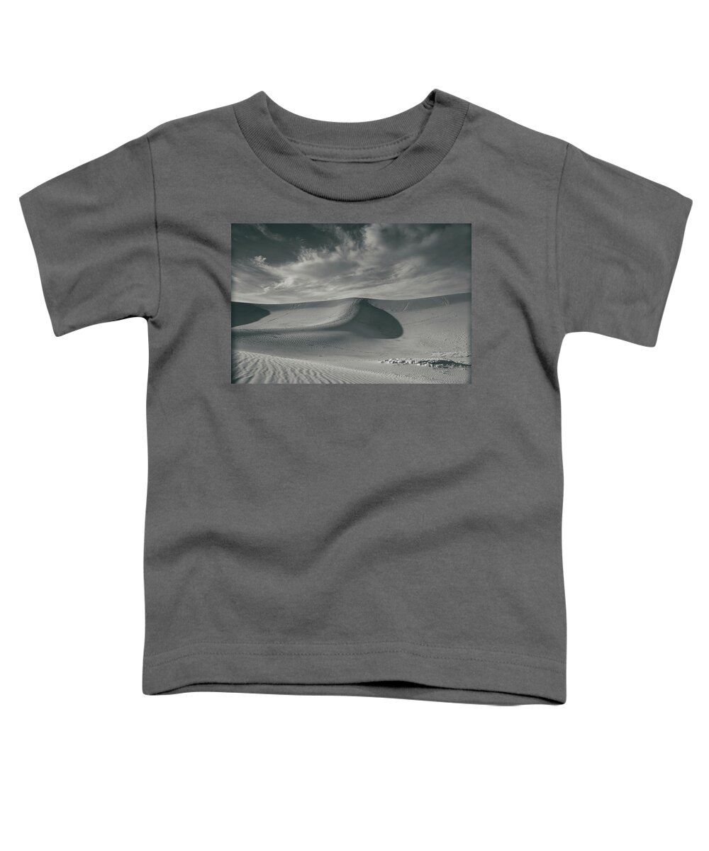 Mesquite Sand Dunes Toddler T-Shirt featuring the photograph In the mood for love by Kunal Mehra