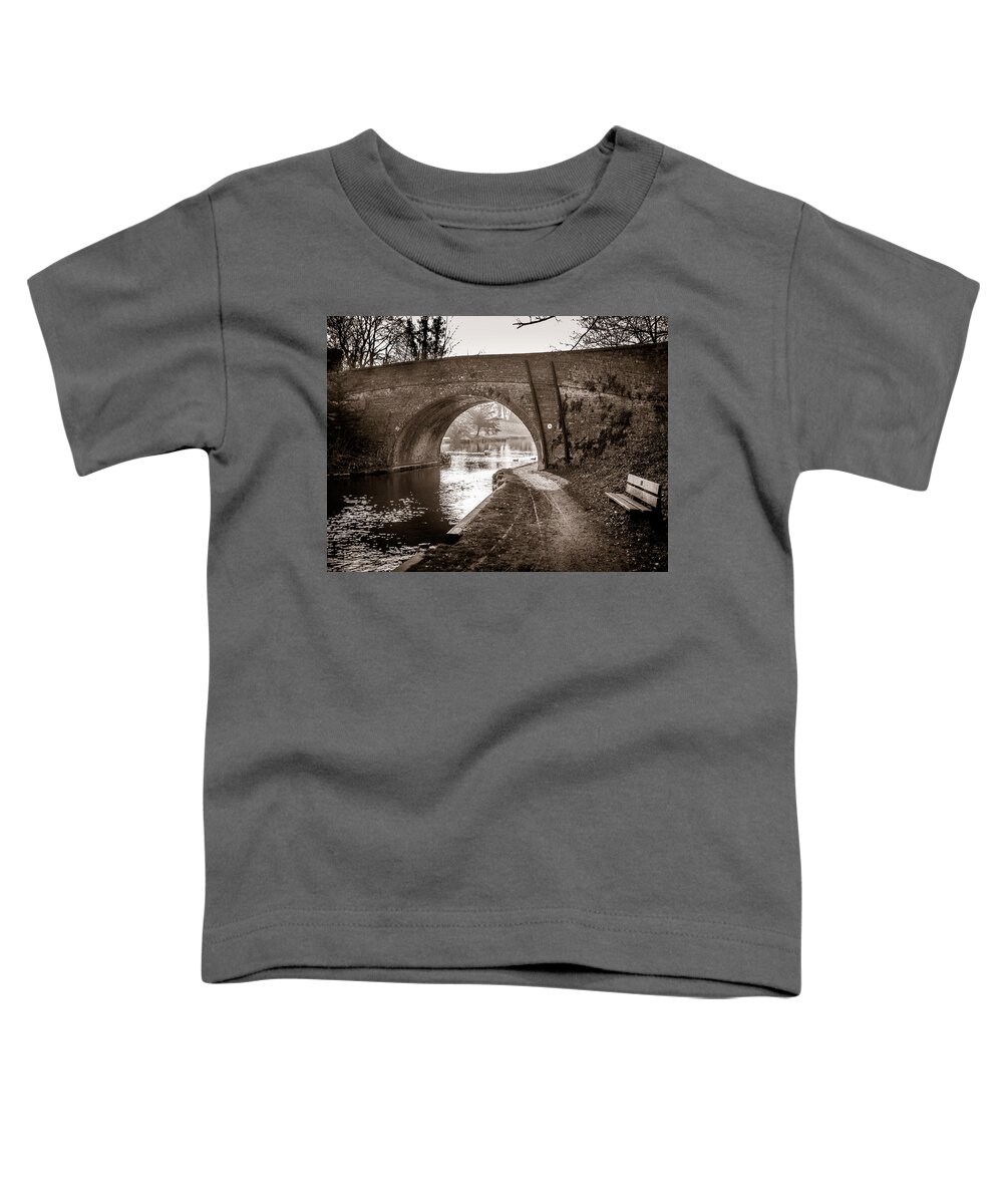 Avon Toddler T-Shirt featuring the photograph Kintbury Footbridge by Mark Llewellyn
