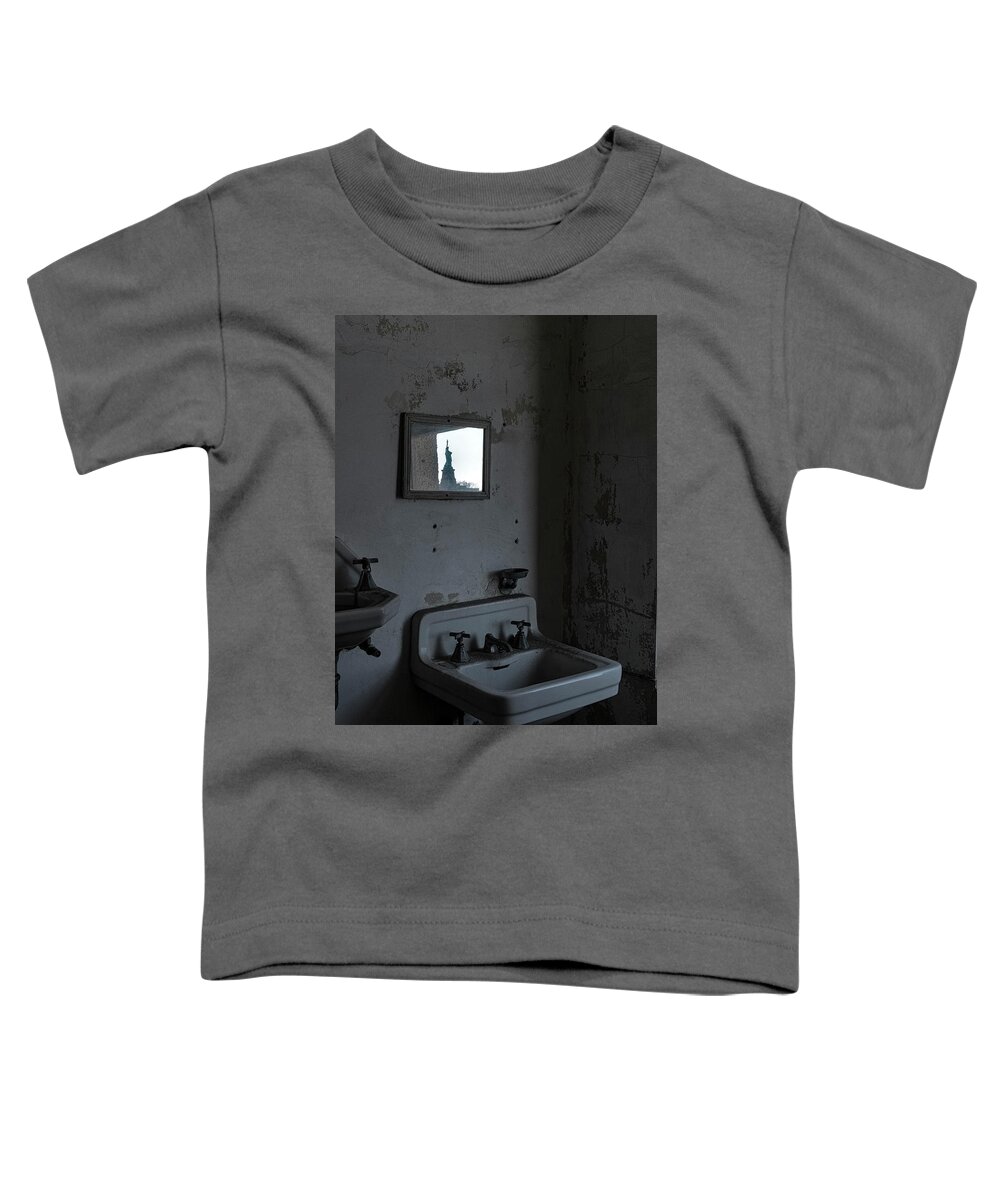 Jersey City New Jersey Toddler T-Shirt featuring the photograph Lady Liberty In The Mirror by Tom Singleton