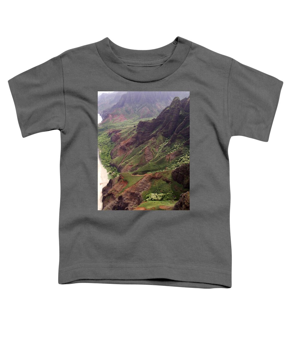 Na Pali Toddler T-Shirt featuring the photograph Na Pali Coast by Amy Fose