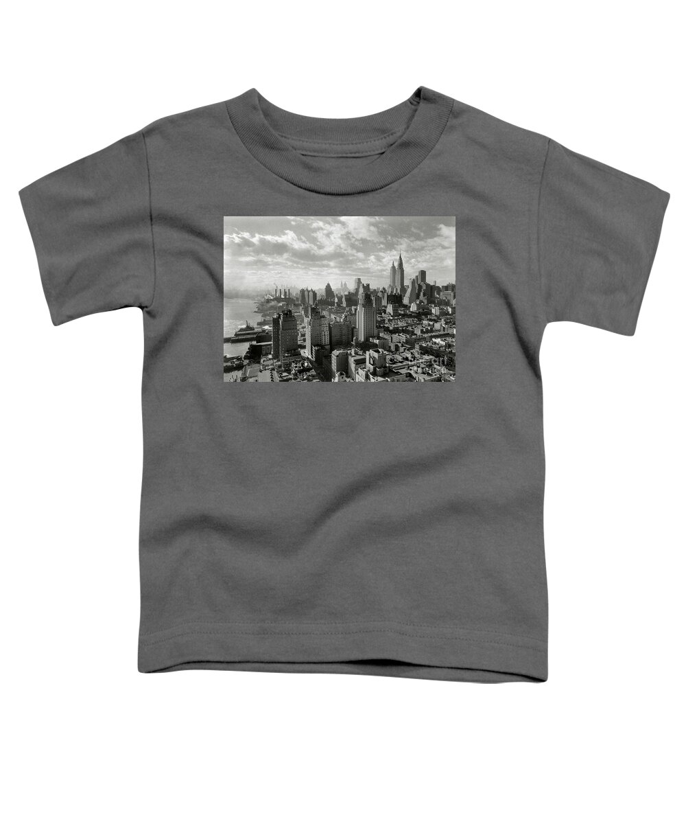 Times Square Toddler T-Shirt featuring the photograph New your City Skyline by Jon Neidert