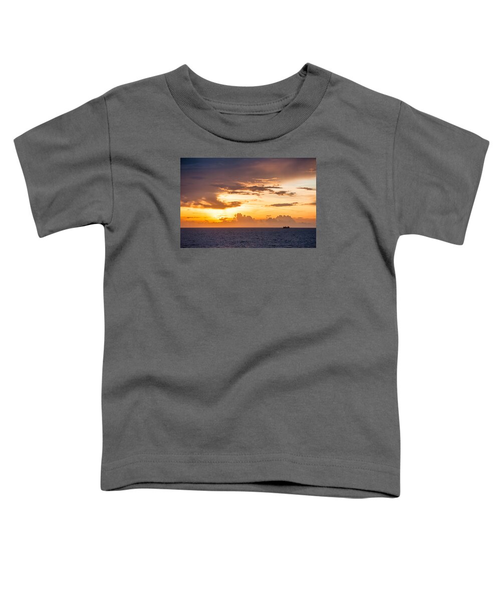 Sunsets Toddler T-Shirt featuring the photograph On my way by Charles McCleanon