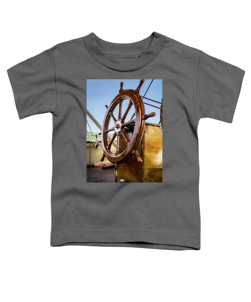 Ready To Sail Toddler T-Shirt featuring the photograph Ready To Sail by Dale Kincaid