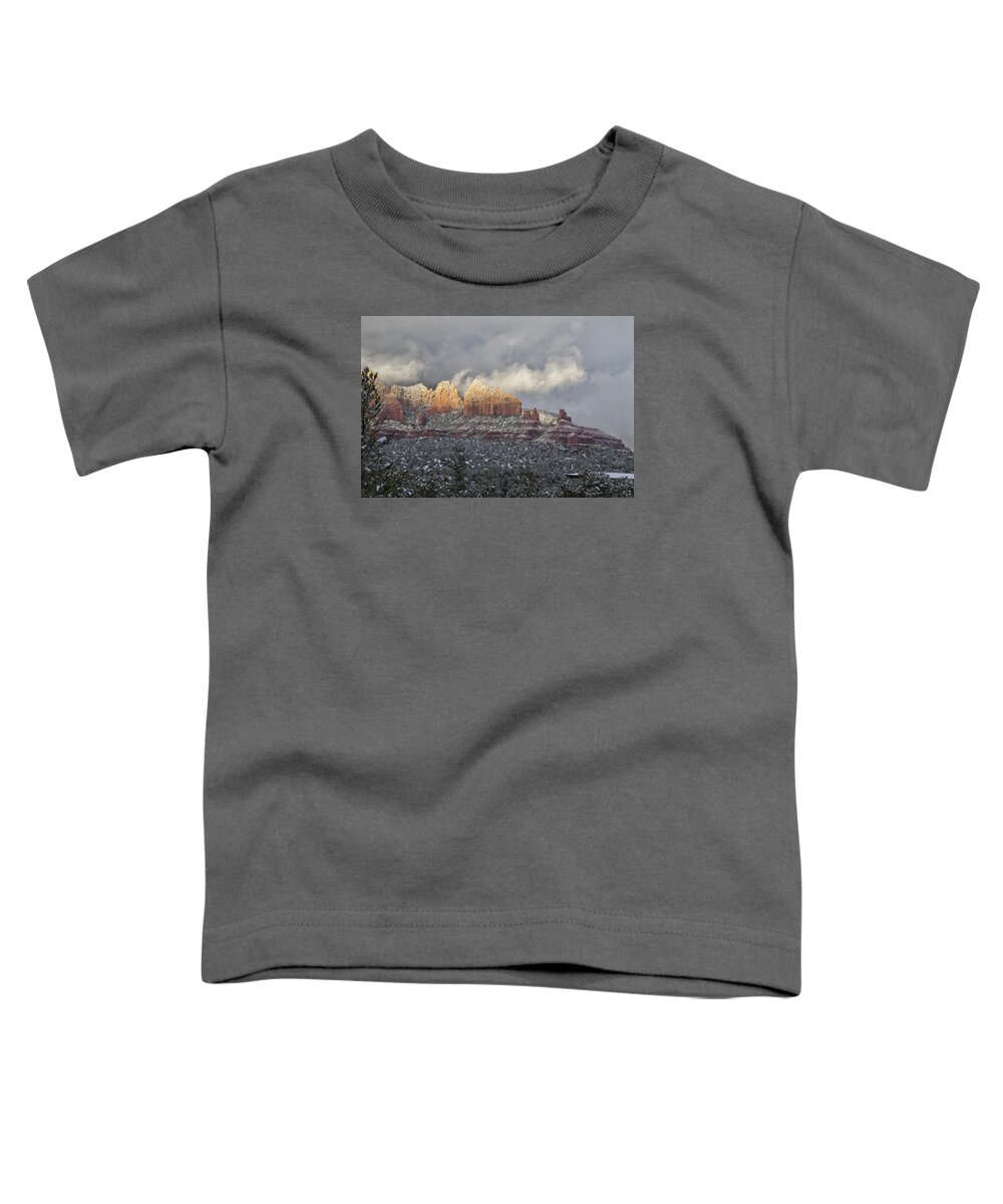Steamboat Rock Toddler T-Shirt featuring the photograph SteamBoat by Tom Kelly