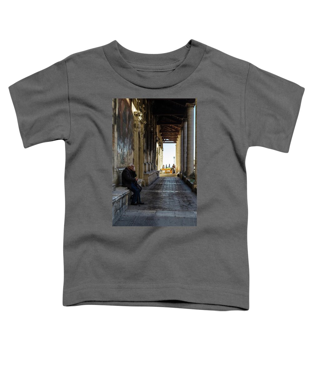 Guardiagrele Toddler T-Shirt featuring the photograph Streets of Italy - Guardiagrele 5 by AM FineArtPrints