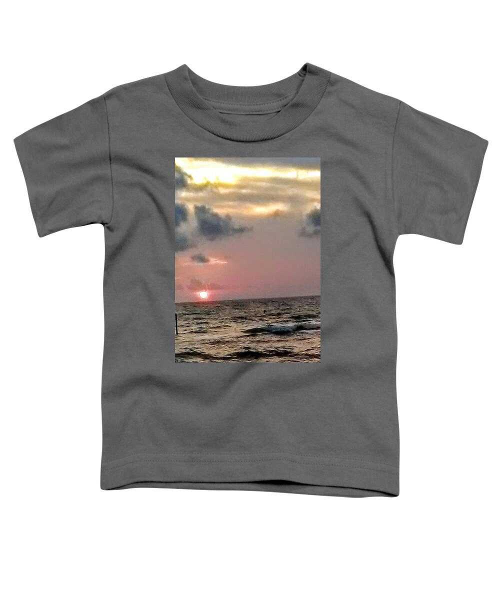 Clearwater Toddler T-Shirt featuring the photograph Sundown by Suzanne Berthier