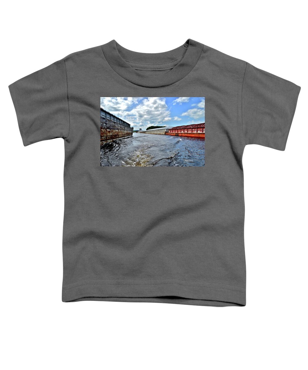 Mississippi River Toddler T-Shirt featuring the photograph Threading the Needle by Susie Loechler