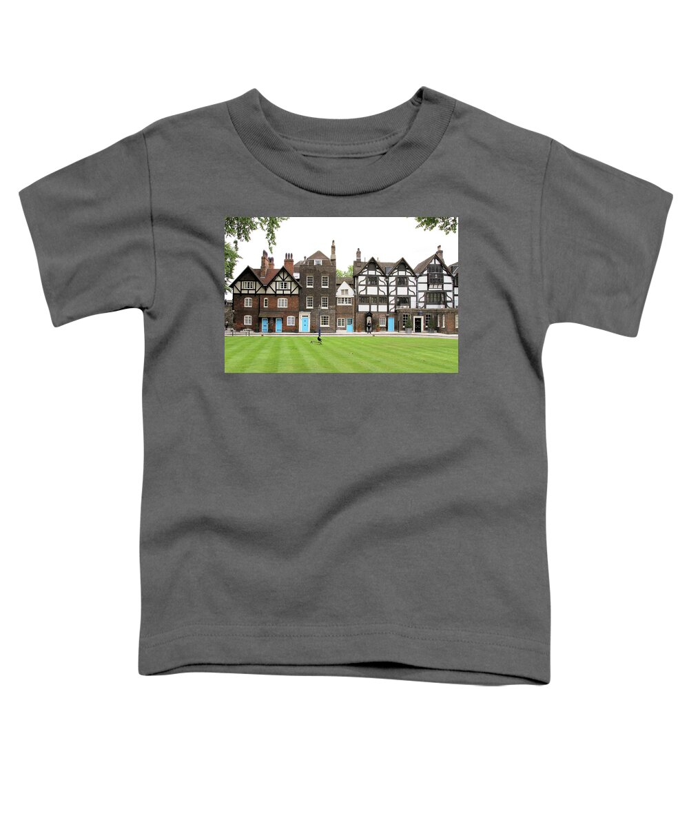 Photosbymch Toddler T-Shirt featuring the photograph Tower Green by M C Hood
