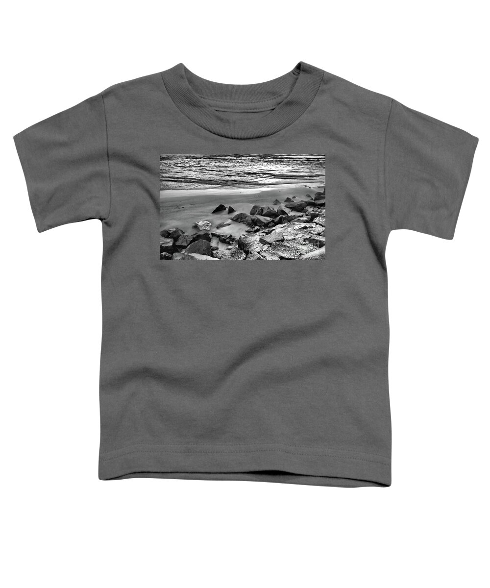Wildwood Toddler T-Shirt featuring the photograph At The Edge of Somewhere by Robyn King