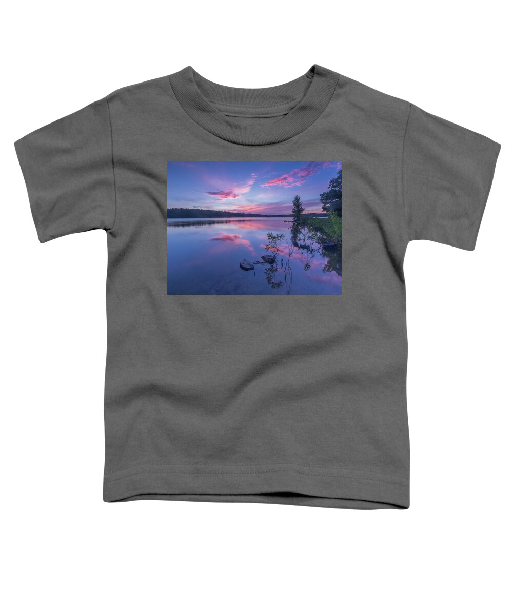 Horn Pond Toddler T-Shirt featuring the photograph Horn Pond Sunset by Rob Davies