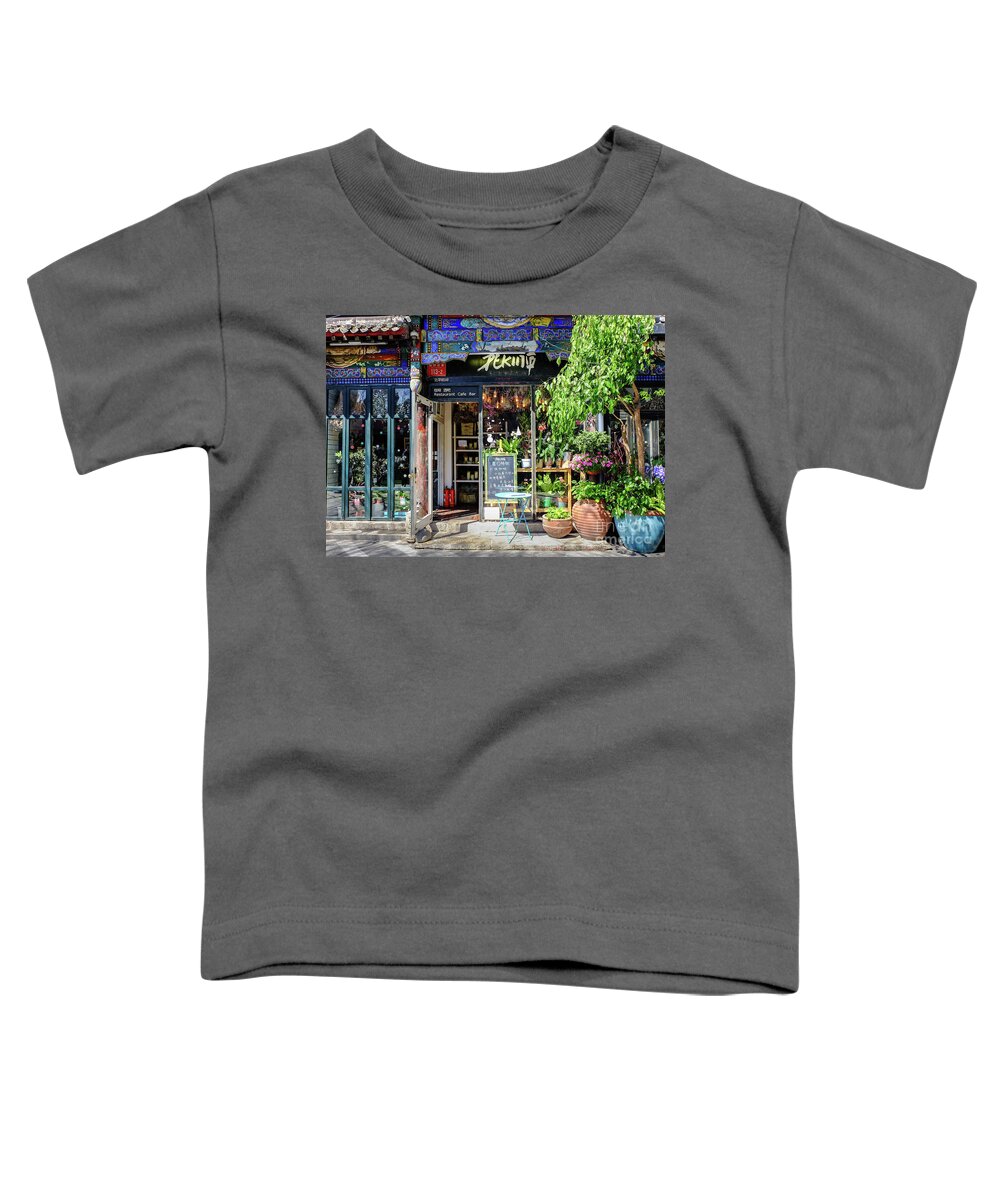 Beijing Toddler T-Shirt featuring the photograph Peking cafe by Iryna Liveoak