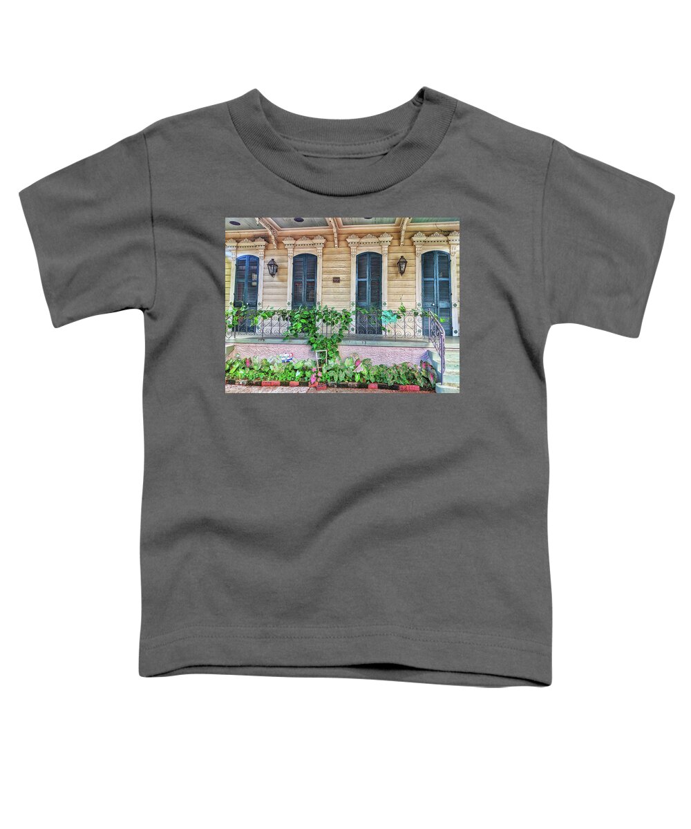 New Orleans Toddler T-Shirt featuring the photograph Sweet Cream and Ivy by Portia Olaughlin