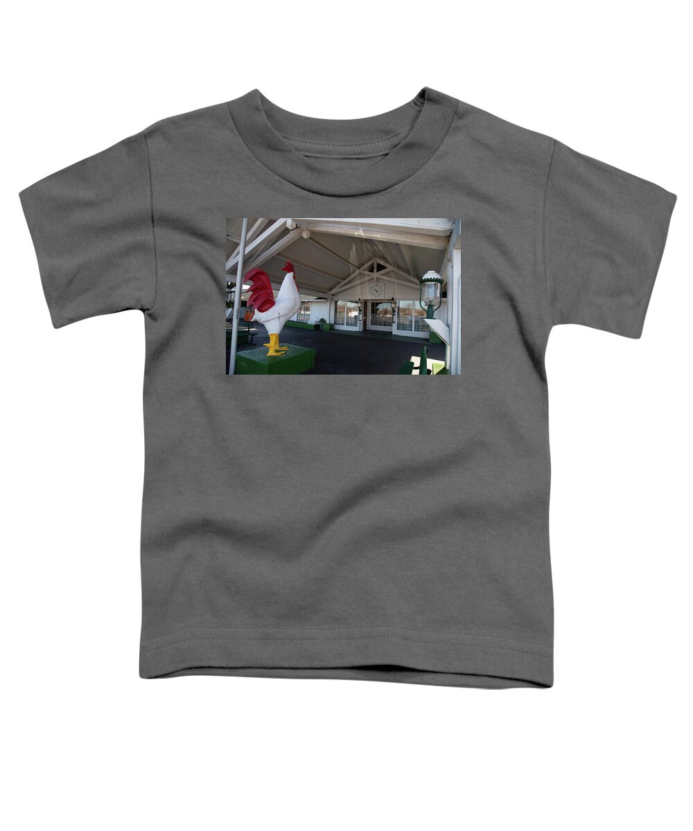 White Fence Farm Illinois Toddler T-Shirt featuring the photograph Chicken statue on Historic Route 66 at White Fence Farm in Romeoville Illinois #1 by Eldon McGraw
