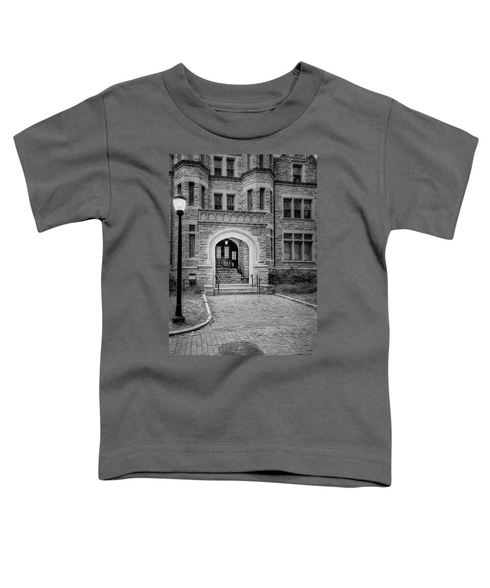 University Of Pennsylvania Toddler T-Shirt featuring the photograph PSI Upsilon U-Penn #1 by Susan Candelario