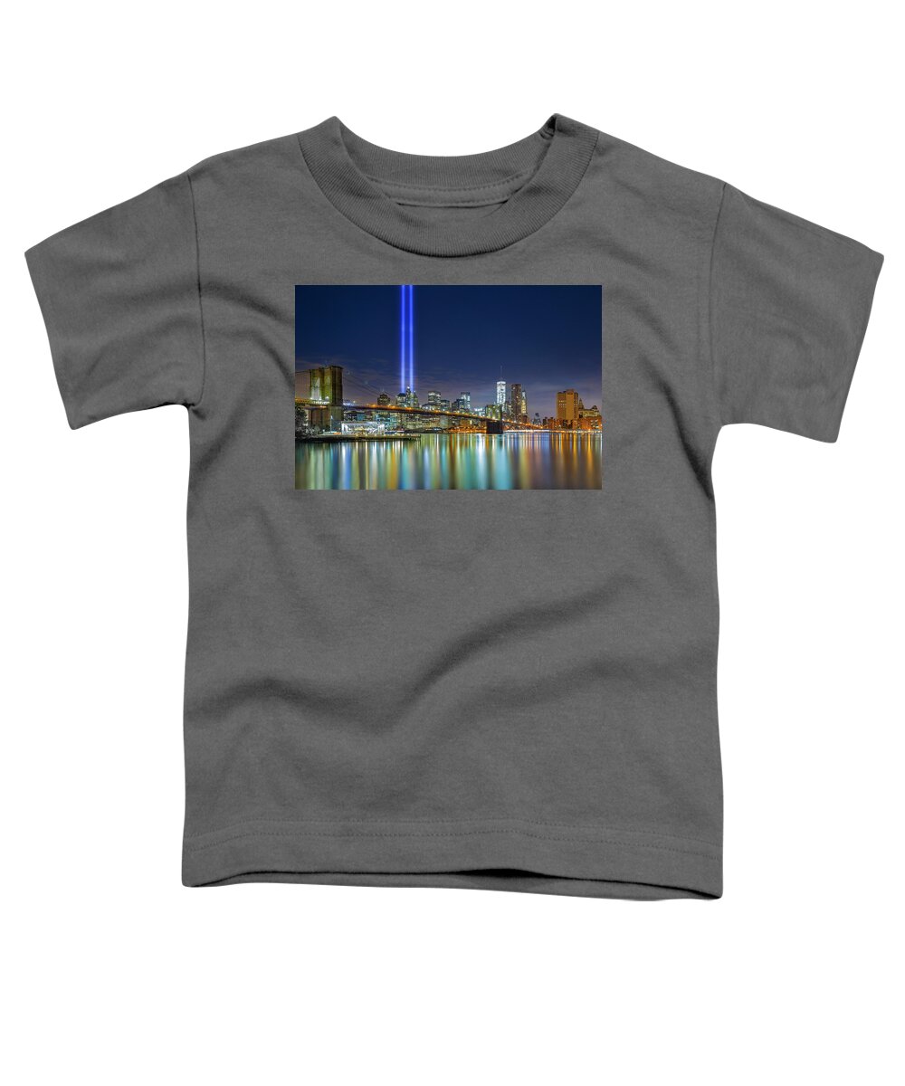Nyc Skyline Toddler T-Shirt featuring the photograph Brooklyn Bridge 911 Tribute NYC by Susan Candelario