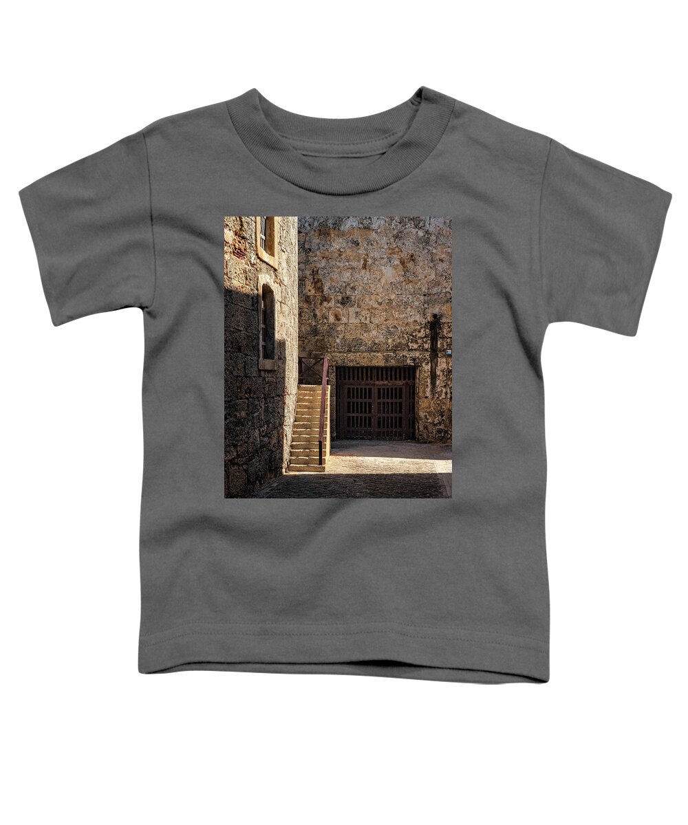 Havana Cuba Toddler T-Shirt featuring the photograph Castle Stairs by Tom Singleton
