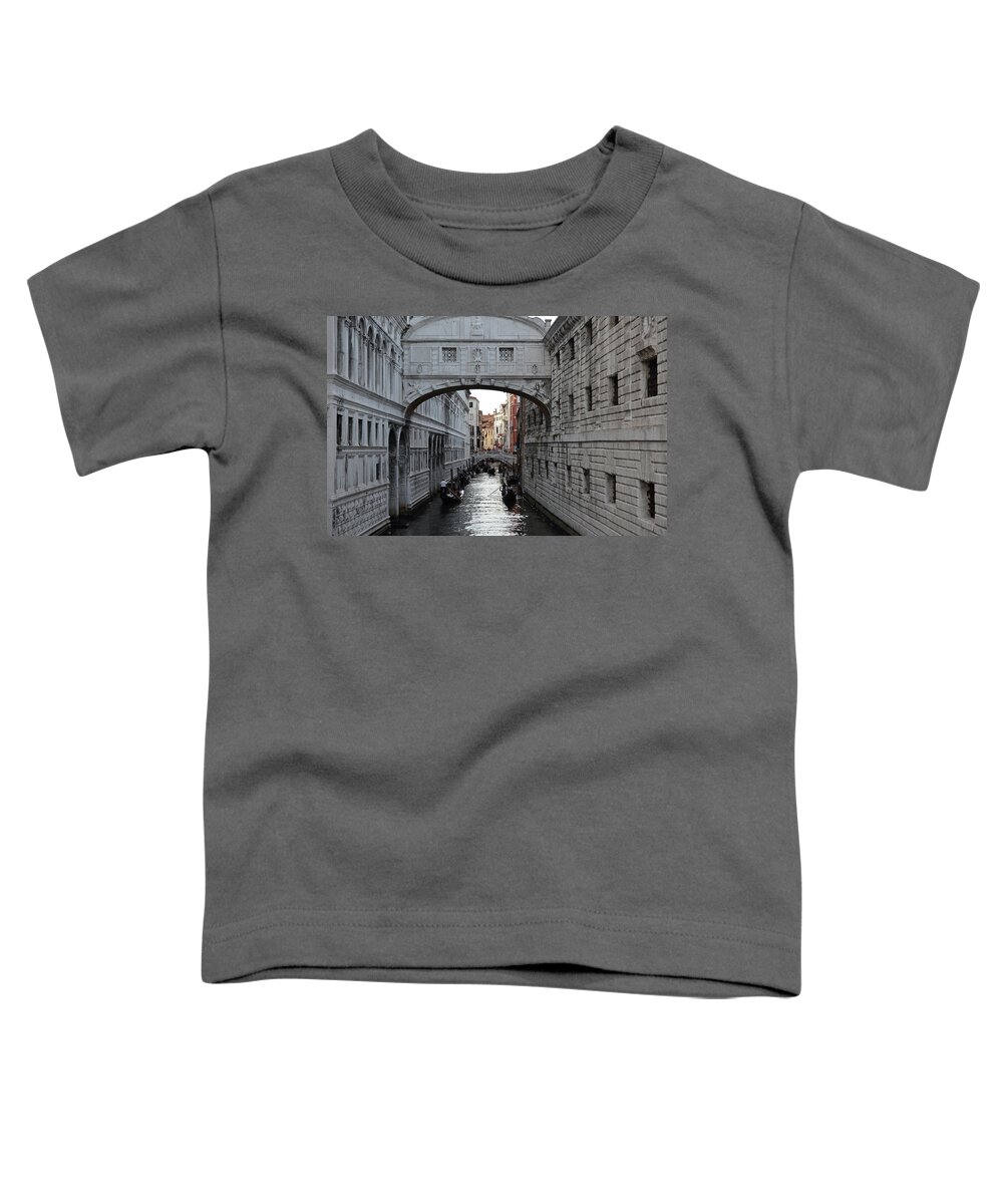 Bridge Of Sighs Toddler T-Shirt featuring the photograph Gondolas Beneath Bridge of Sighs in Venice italy by Shawn O'Brien