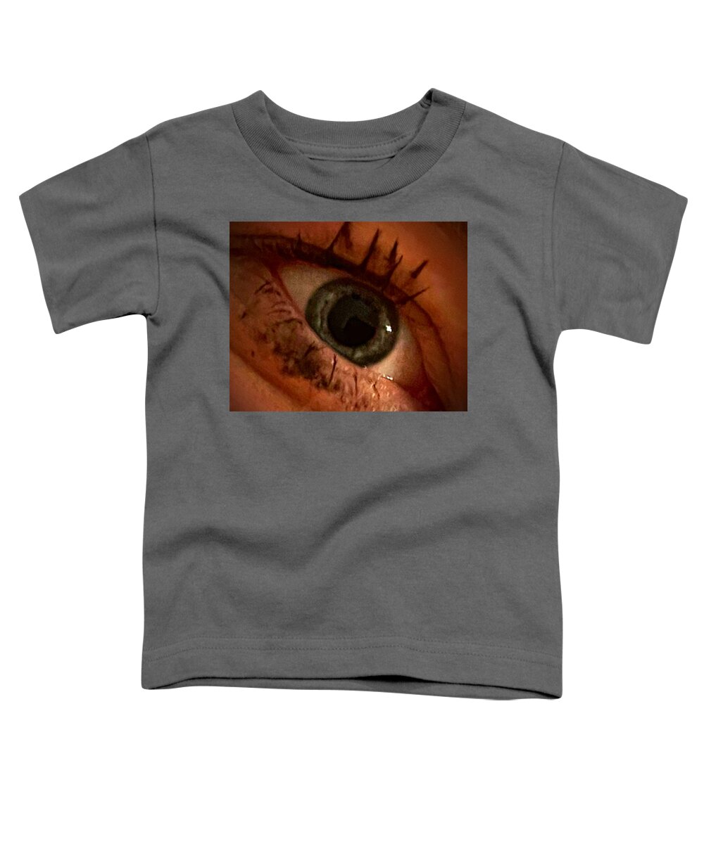 Eye Toddler T-Shirt featuring the photograph I C U by Lee Darnell