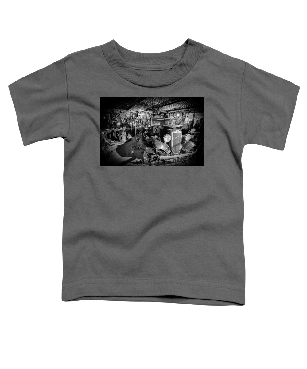 Car Toddler T-Shirt featuring the photograph Old Austin by Nigel R Bell