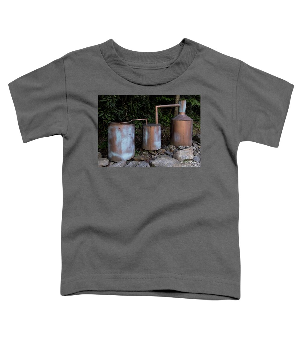 Moonshine Toddler T-Shirt featuring the photograph Old Moonshine Still at the Tail of the Dragon at Deals Gap by David Oppenheimer