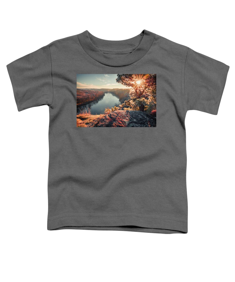 Arkansas Toddler T-Shirt featuring the photograph Rising Sun Over From The Edge Of City Rock Bluff by Gregory Ballos