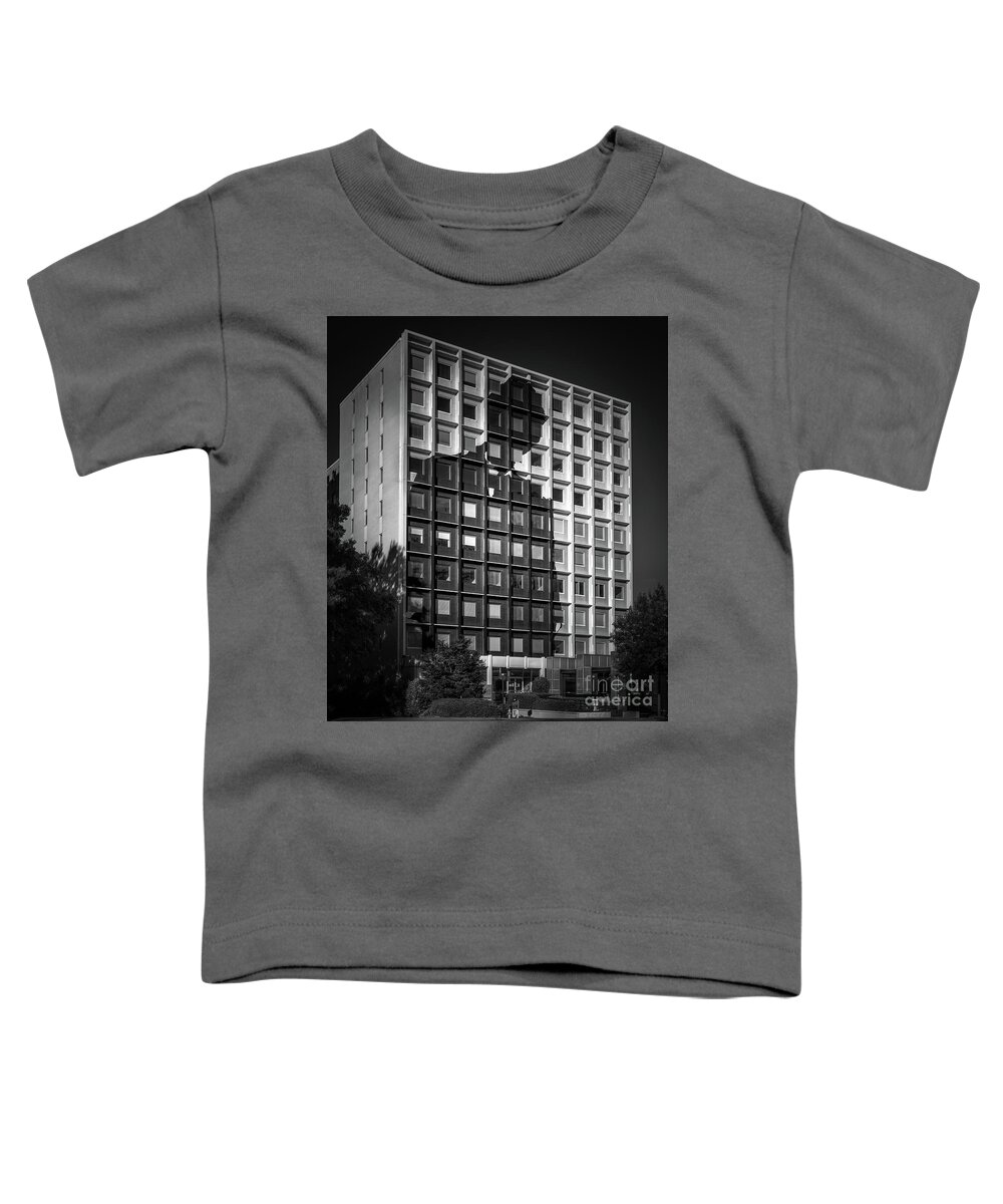 1447 Peachtree Street Toddler T-Shirt featuring the photograph Silhouette Building by Doug Sturgess