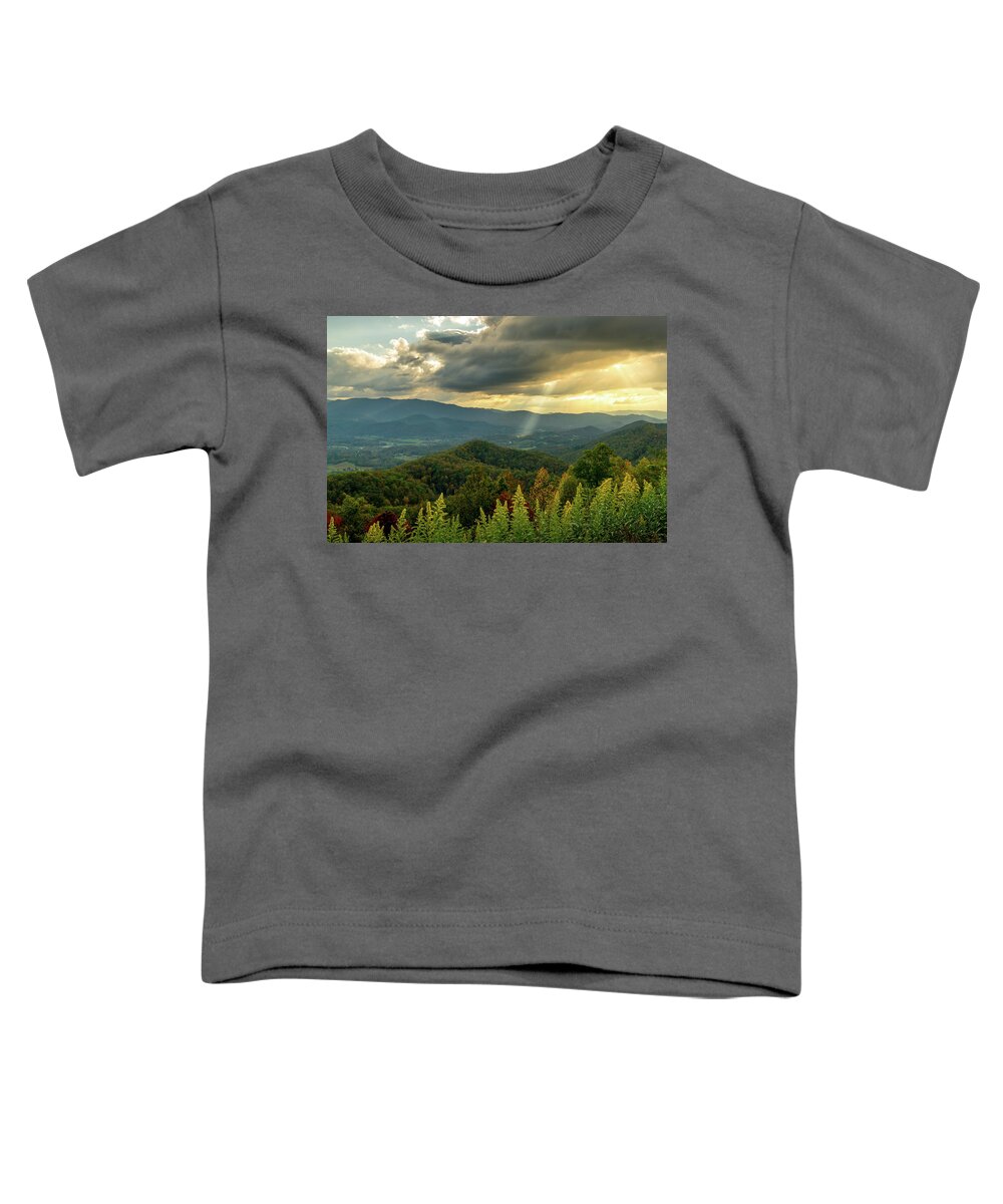 Foothills Parkway Toddler T-Shirt featuring the photograph Sunset over the Valley by Darrell DeRosia