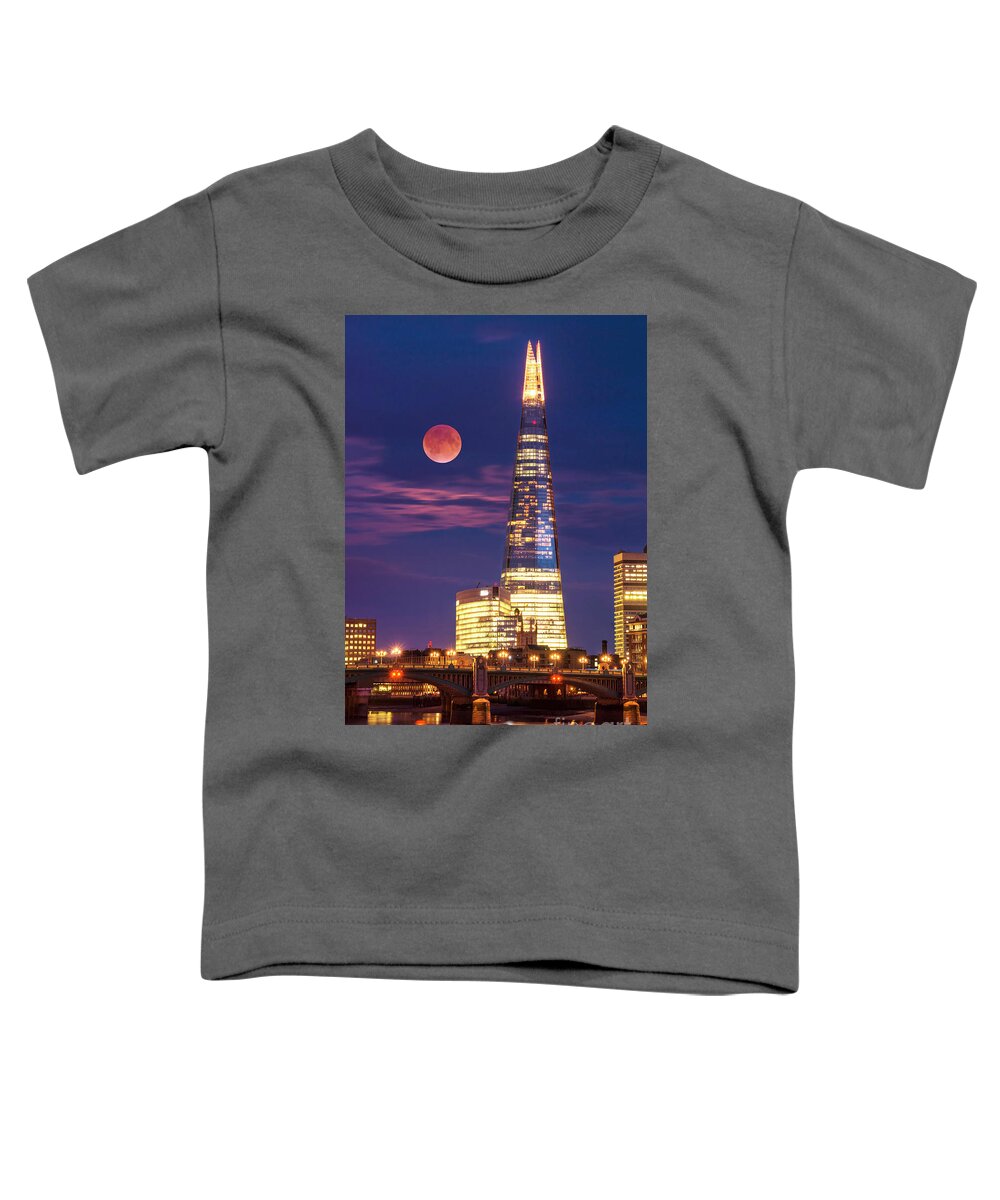 London Toddler T-Shirt featuring the photograph The Shard and red moon, London by Neale And Judith Clark