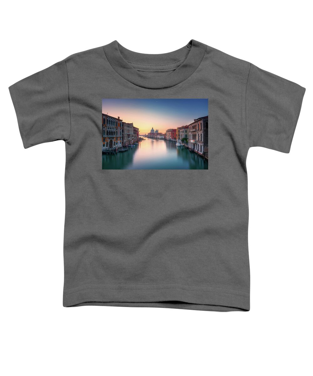 Venice Toddler T-Shirt featuring the photograph Venice, Grand Canal before sunrise by Stefano Orazzini