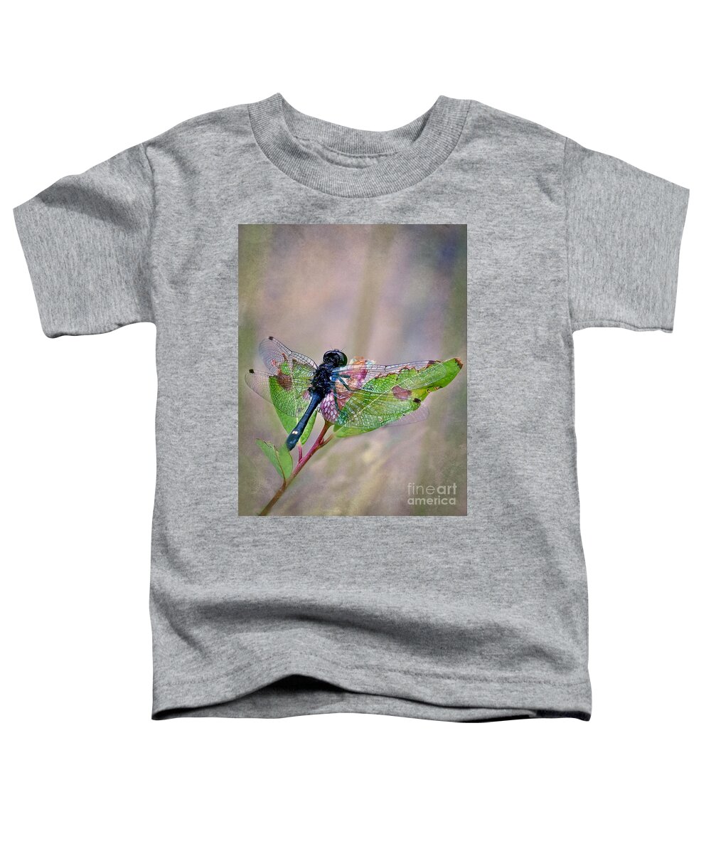 Dragonfly Toddler T-Shirt featuring the photograph Dragonfly by Gwen Gibson