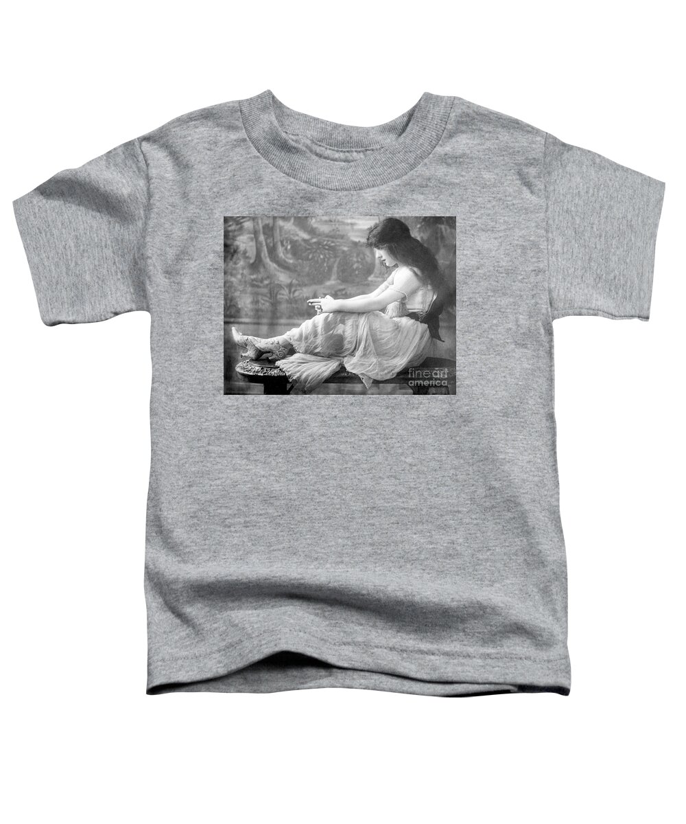 Entertainment Toddler T-Shirt featuring the photograph Evelyn Nesbit, American Model by Science Source