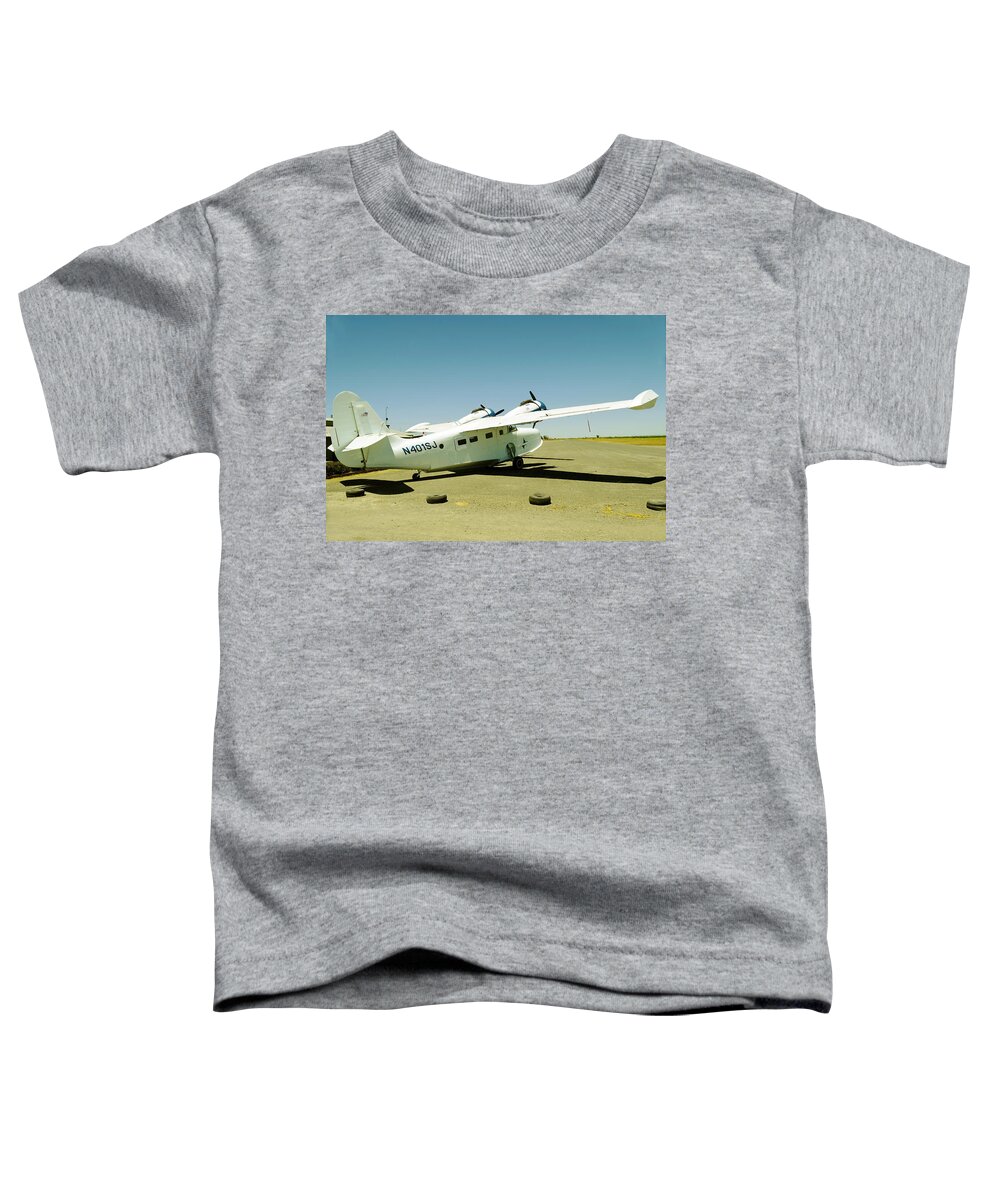 Pamela Patch Toddler T-Shirt featuring the photograph Grumman G21 Goose Aircraft by Pamela Patch