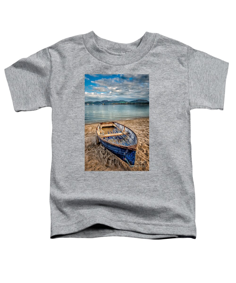 Beach Toddler T-Shirt featuring the photograph Morfa Nefyn Boat by Adrian Evans