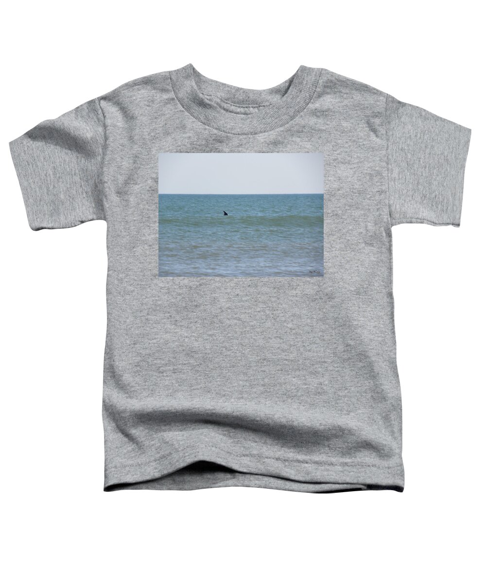 Ocean Toddler T-Shirt featuring the photograph A fin pop by Kim Galluzzo