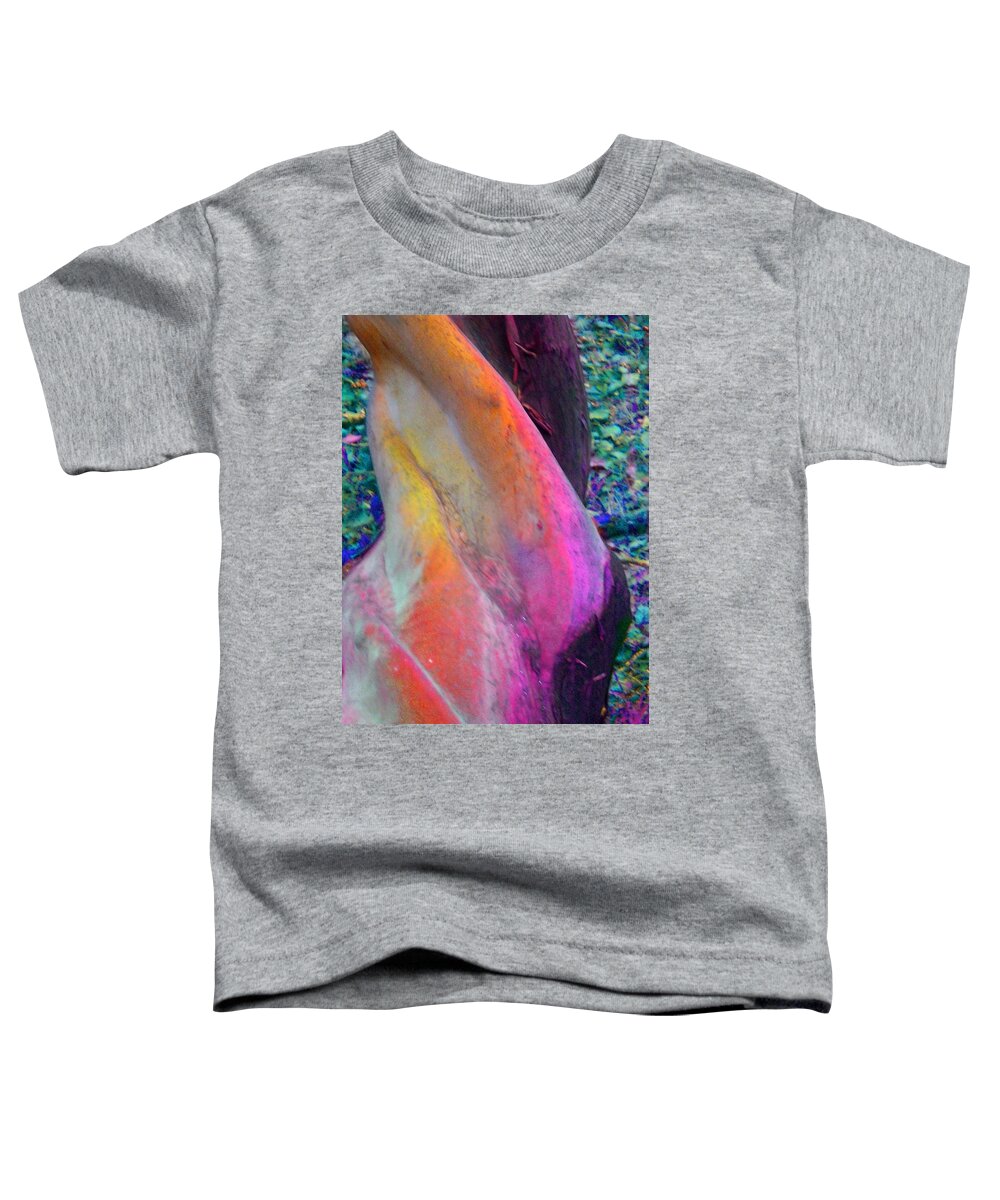 Nature Toddler T-Shirt featuring the digital art Stretch by Richard Laeton