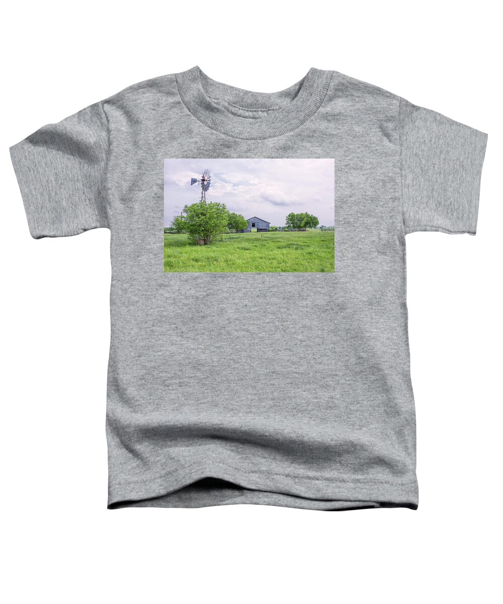 Camerron Texas Toddler T-Shirt featuring the photograph Texas Windmill #1 by Victor Culpepper