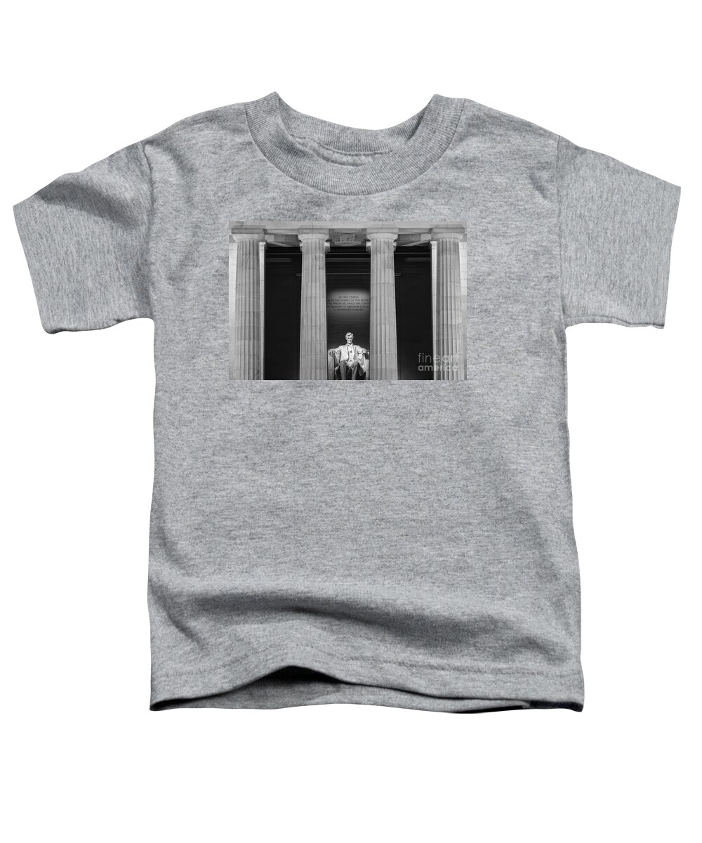 Usa Toddler T-Shirt featuring the photograph The Lincoln Memorial #2 by Henk Meijer Photography