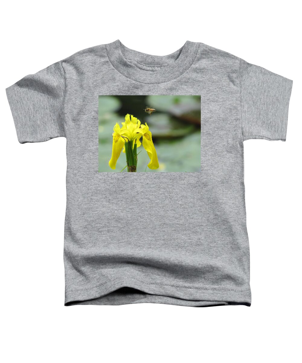 Bee Toddler T-Shirt featuring the photograph Coming in for a Landing 2 by George Jones
